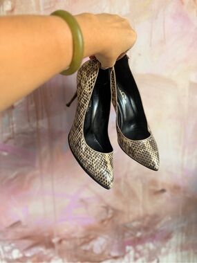Oscar de la Renta Neutral Snake-Print Pointed Toe Stilettos